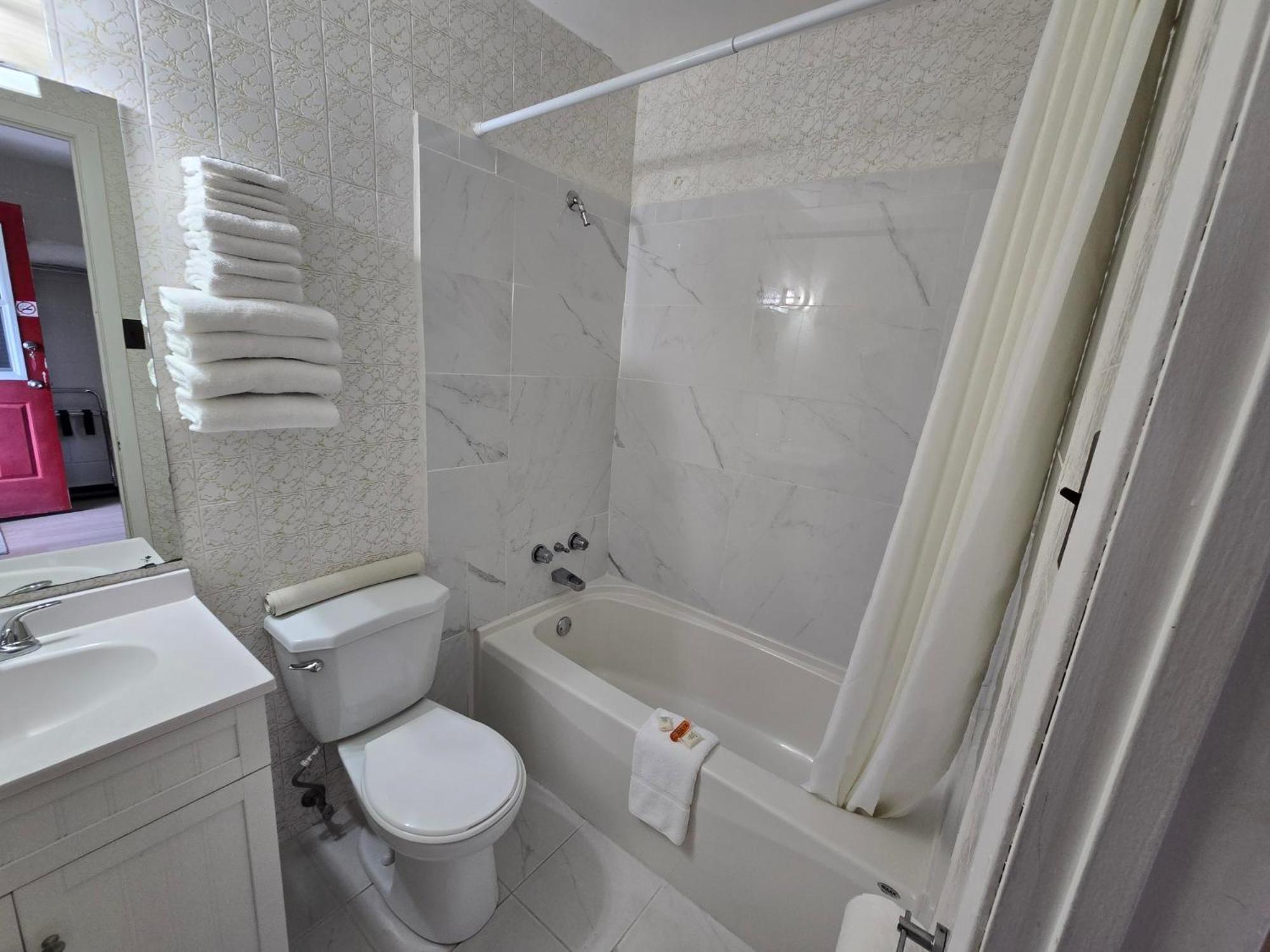 Top Notch Motel Wiarton Esterno foto