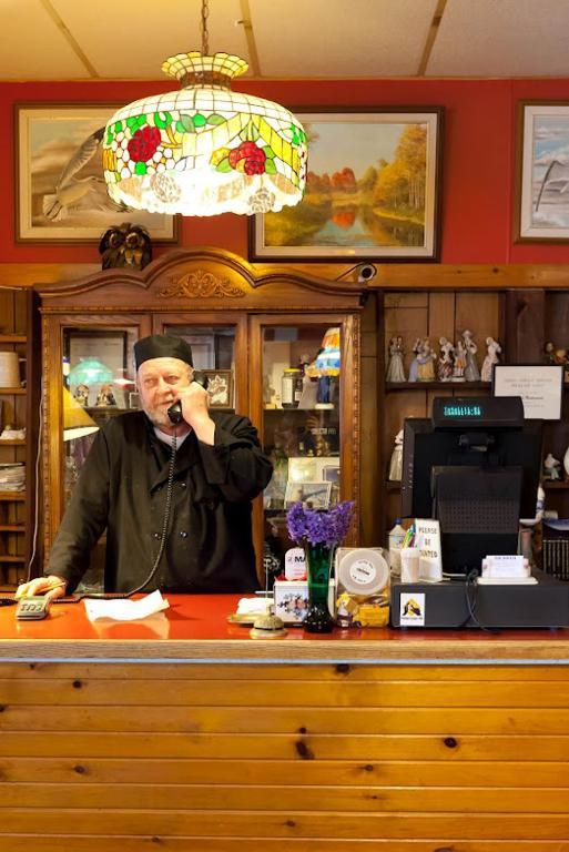 Top Notch Motel Wiarton Esterno foto