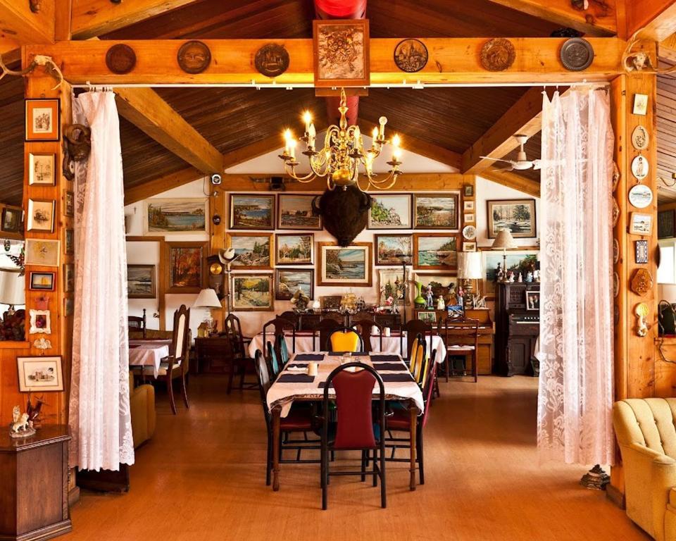 Top Notch Motel Wiarton Esterno foto